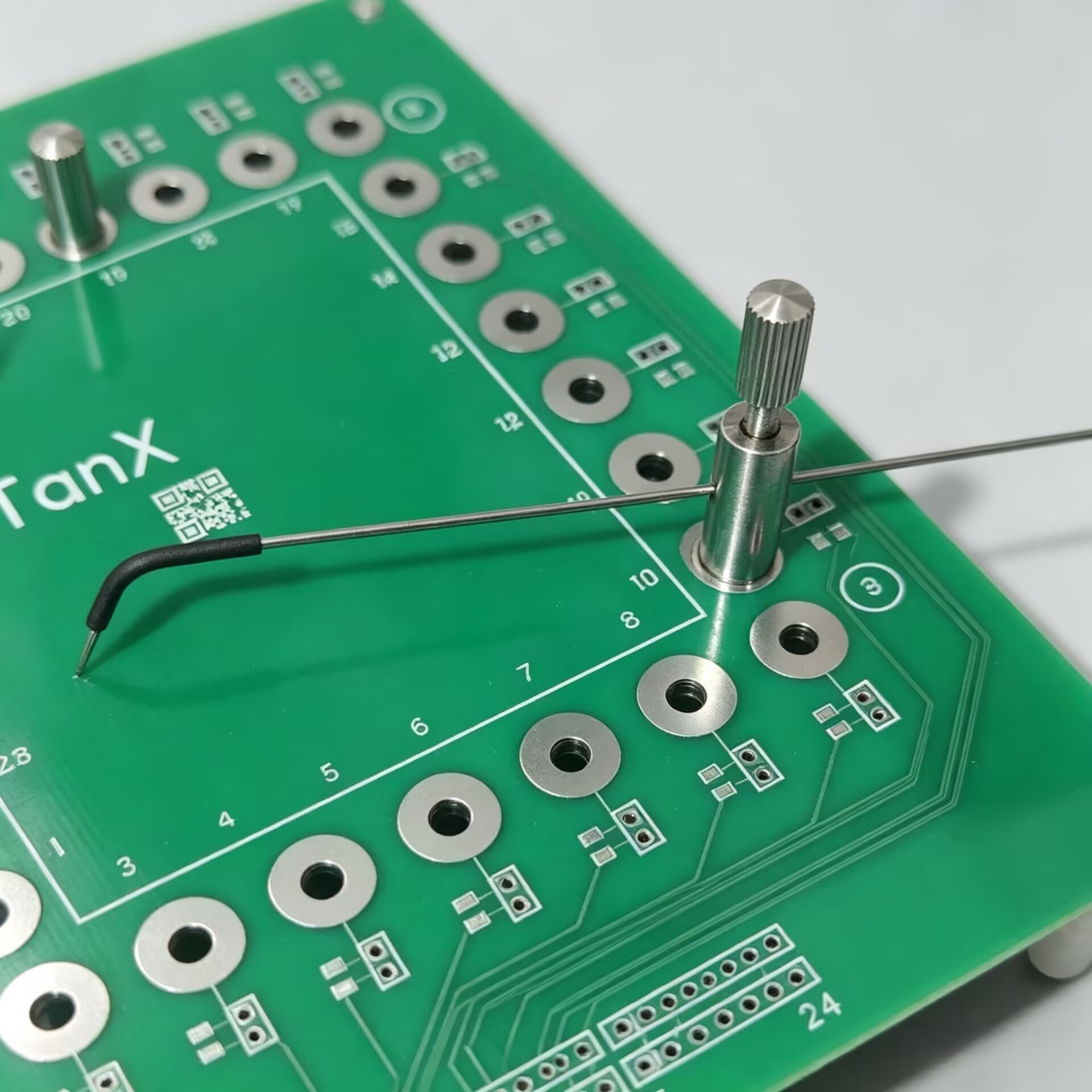 PCBテストプローブキット スパイダーボードデザイン 金メッ - Electronics Repair In Usa のレビューと価格